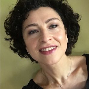 Meet your Posher, Nadya